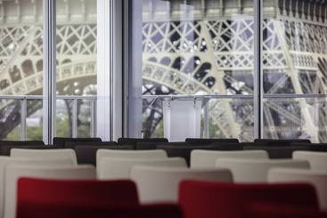 هتل Pullman Paris Tour Eiffel