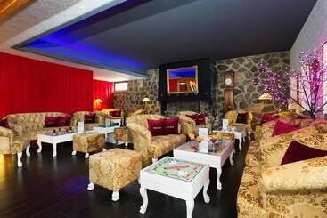 هتل Madame Vacances Hôtel Ibiza