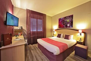 هتل The Originals City   Hôtel Saint Martial, Limoges Centre