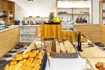 هتل Holiday Inn Perpignan, An Ihg
