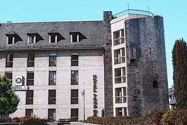 Hotel Hôtel Tour Maje