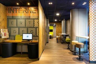 هتل Ibis Budget Bordeaux Centre Gare Saintjean