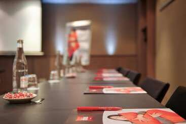 هتل Ibis Lorient Centre Gare