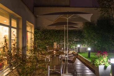 هتل Ibis Paris Vanves Parc Des Expositions