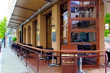 هتل Kyriad Vichy Spa Cinq Mondes