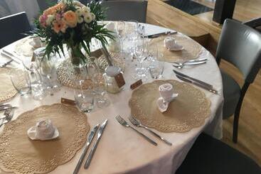 هتل Logis Hôtel De France & Restaurant Pamiers
