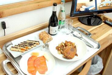 هتل Logis Hôtel De France & Restaurant Pamiers
