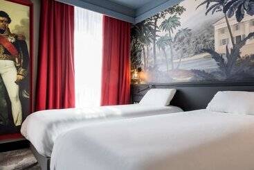 هتل Mercure Rochefort La Corderie Royale