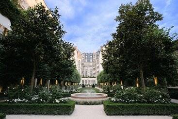 هتل Ritz Paris