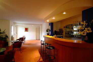 Отель The Originals Boutique, Hôtel Marytel, Montbrison