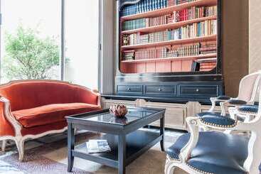 בית מלון כפרי Best Western Saint Louis   Grand Paris   Vincennes