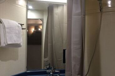 هتل Contact Hôtel Marseille Aubagne   Ex Good Hôtel