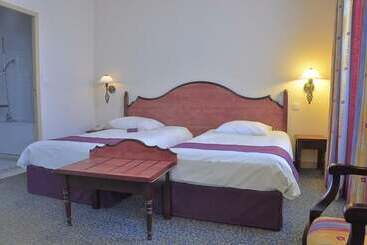 فندق Hôtel Mercure Montauban