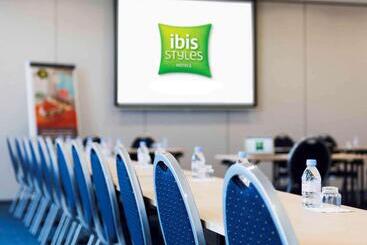 هتل Ibis Styles Angoulême Nord   Hôtel Restaurant