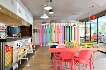 هتل Ibis Styles Angoulême Nord   Hôtel Restaurant