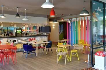 هتل Ibis Styles Angoulême Nord   Hôtel Restaurant