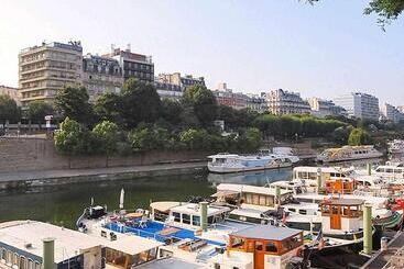 هتل Ibis Styles Paris 15 Lecourbe