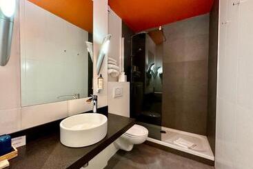 هتل La Paix Hôtel Contemporain Brest Centre Ville