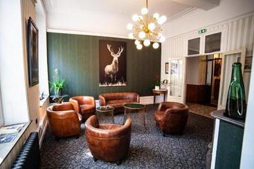 هتل Logis Hôtel & Restaurant   Les Hauts De Montreuil