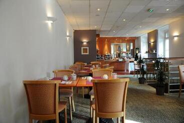 هتل Mercure Rennes Centre Place Bretagne