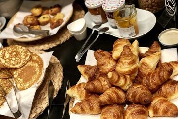 هتل Mercure Rennes Centre Place Bretagne