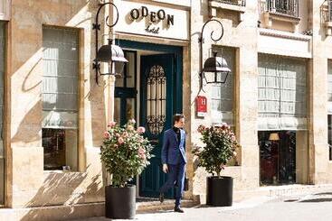 هتل Odeon