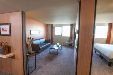 هتل Pullman Bordeaux Lac