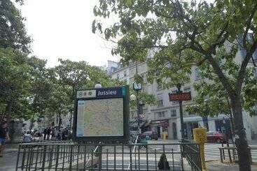 هتل Quartier Latin