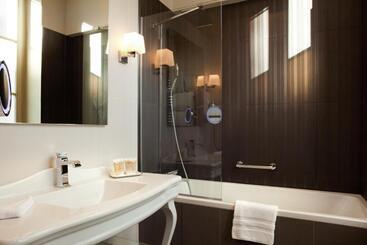 هتل Stendhal Place Vendome Paris  Mgallery