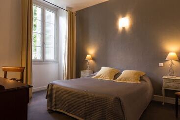 هتل The Originals Boutique, Villa Montpensier, Pau