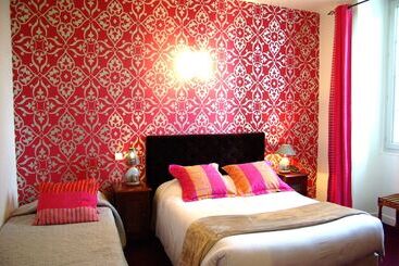 هتل The Originals Boutique, Villa Montpensier, Pau