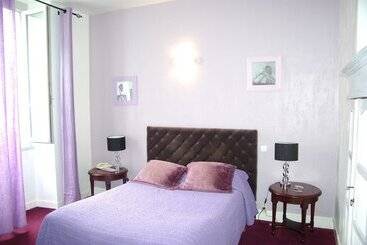 هتل The Originals Boutique, Villa Montpensier, Pau