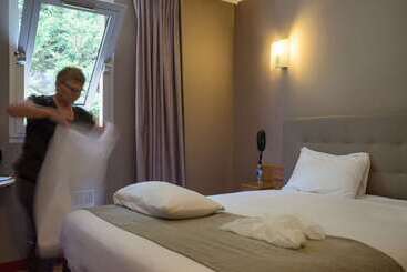 هتل The Originals City, Hôtel Solana, Niort Est Mendesfrance