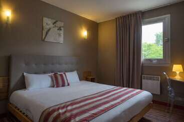 هتل The Originals City, Hôtel Solana, Niort Est Mendesfrance