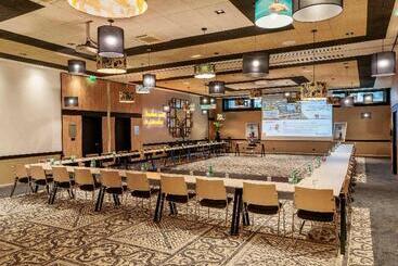 Novotel Paris 14 Porte D Orleans