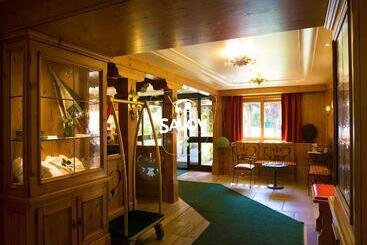 اقامتگاه Les Balcons Du Savoy