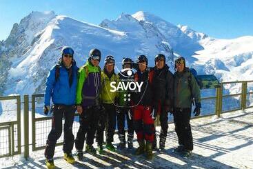 اقامتگاه Les Balcons Du Savoy
