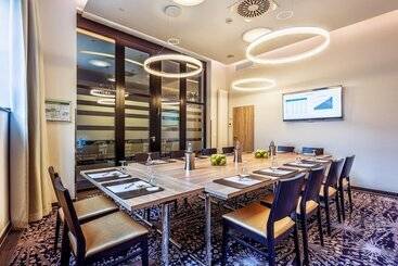 اقامتگاه Cityclass Hotel Alter Markt