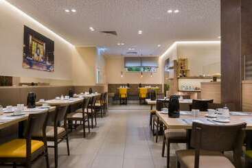 هتل Acora Bochum Living The City