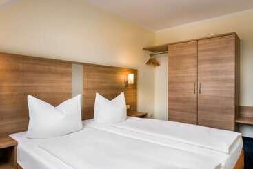 هتل Acora Bochum Living The City
