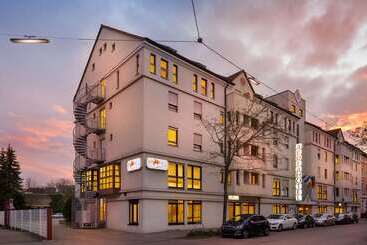 هتل Acora Karlsruhe Zentrum Living The City