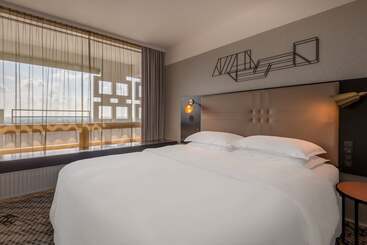 בית מלון כפרי Four Points By Sheraton Munich Arabellapark