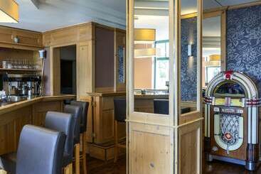Atomis Hotel Munich Airport By Mercure