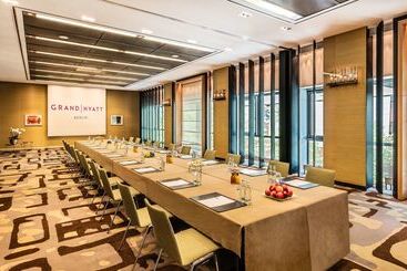 هتل Grand Hyatt Berlin