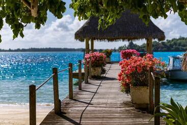 هتل Intercontinental Bora Bora Le Moana Resort, An Ihg