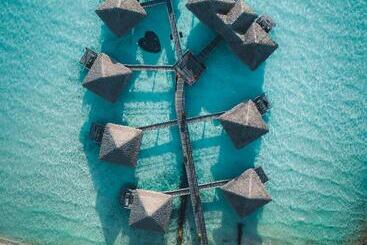هتل Intercontinental Bora Bora Le Moana Resort, An Ihg