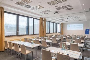 هتل NH Stuttgart Airport