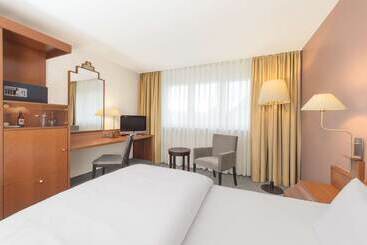 هتل Spark By Hilton Stuttgart Sindelfingen