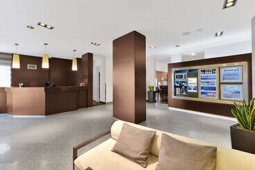 هتل Spark By Hilton Stuttgart Sindelfingen