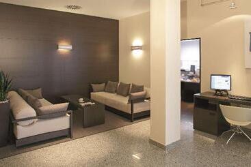 هتل Spark By Hilton Stuttgart Sindelfingen